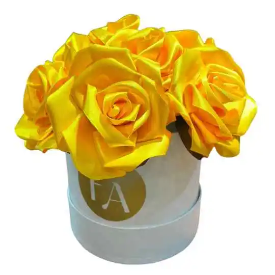 caja pote white lite con rosas de raso amarillas 